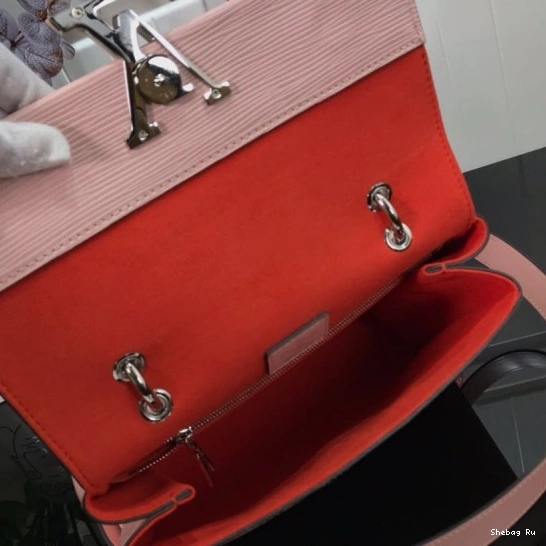 PM GRENELLE VUITTON LOUIS 0824